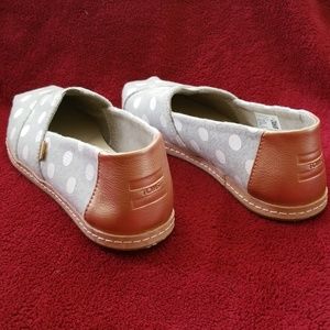New TOMS rose gold accent